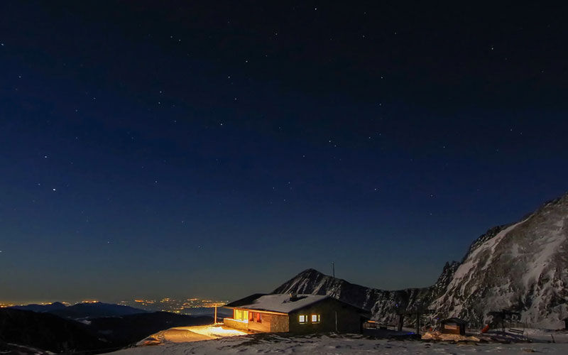 Cena entre cimas con vistas espectaculares en Vallter