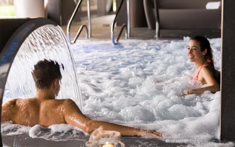 Escapada de cap de setmana amb spa i bombolles, EmpordÃ 