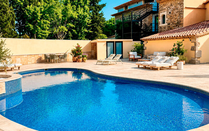 Hôtel rural avec piscine : Comtal d'Empúries.