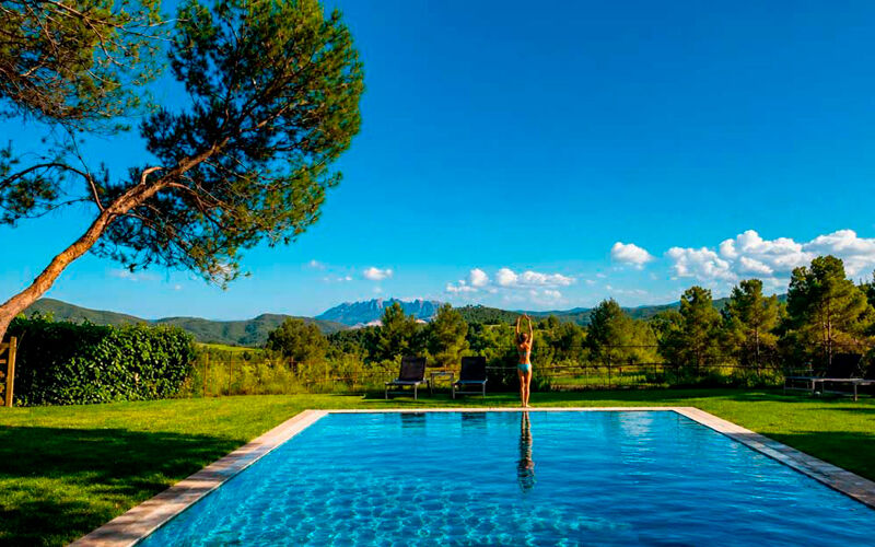 Hôtel rural avec piscine : La Garriga.