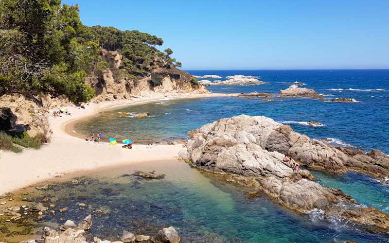 Las mejores calas secretas de la Costa Brava, Cala Estreta y Cala sâ€™Alguer (PalamÃ³s)