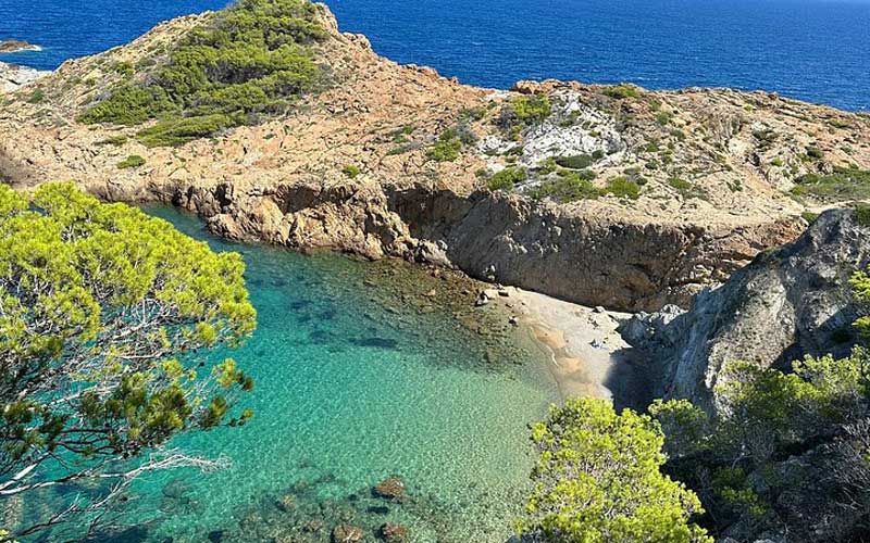 Las mejores calas secretas de la Costa Brava, Cala de Sâ€™Eixugador y Cala Aiguafreda (Begur)