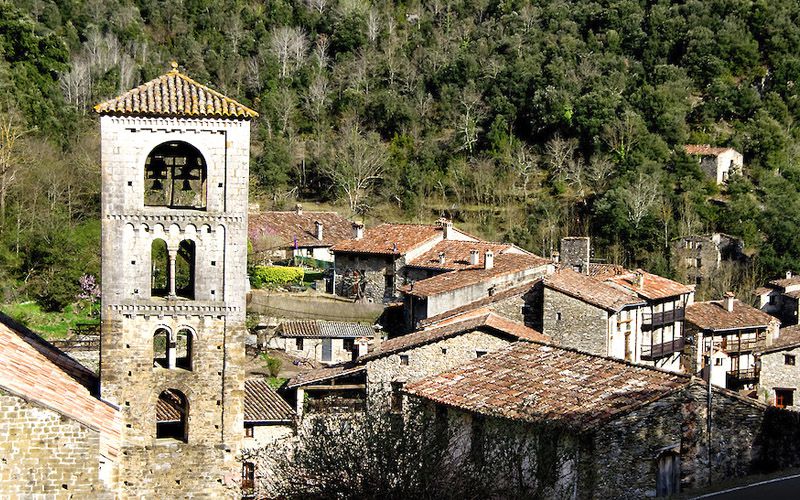 Ruta de Beget y Rocabruna por los caminos de contrabandistas